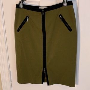 Doncaster olive with black trim zippered pencil skirt size 2